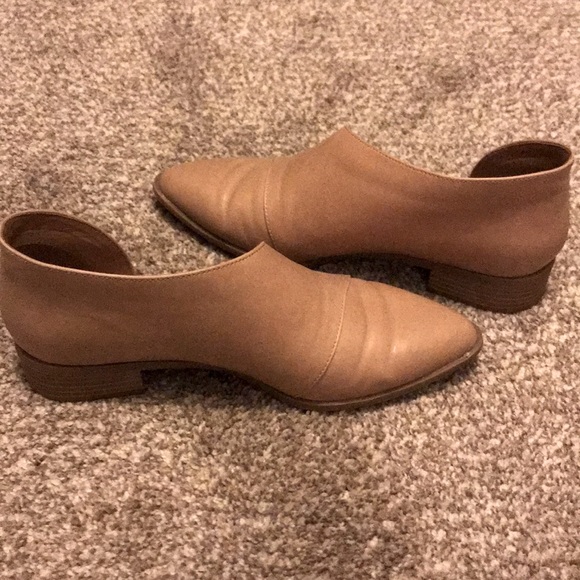 Universal Thread booties - Picture 2 of 2